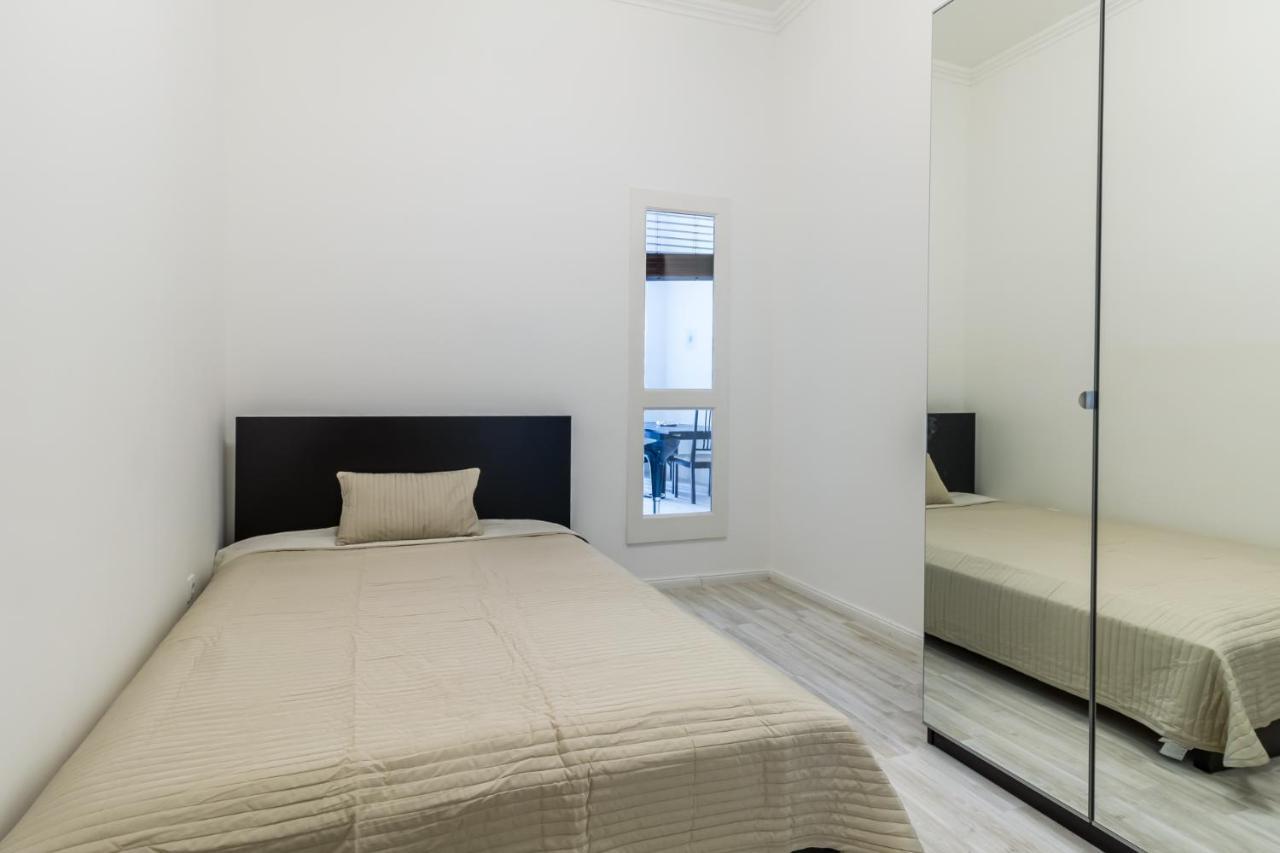 Spacious Riverside Residency - Magnificent View Budapest Bagian luar foto