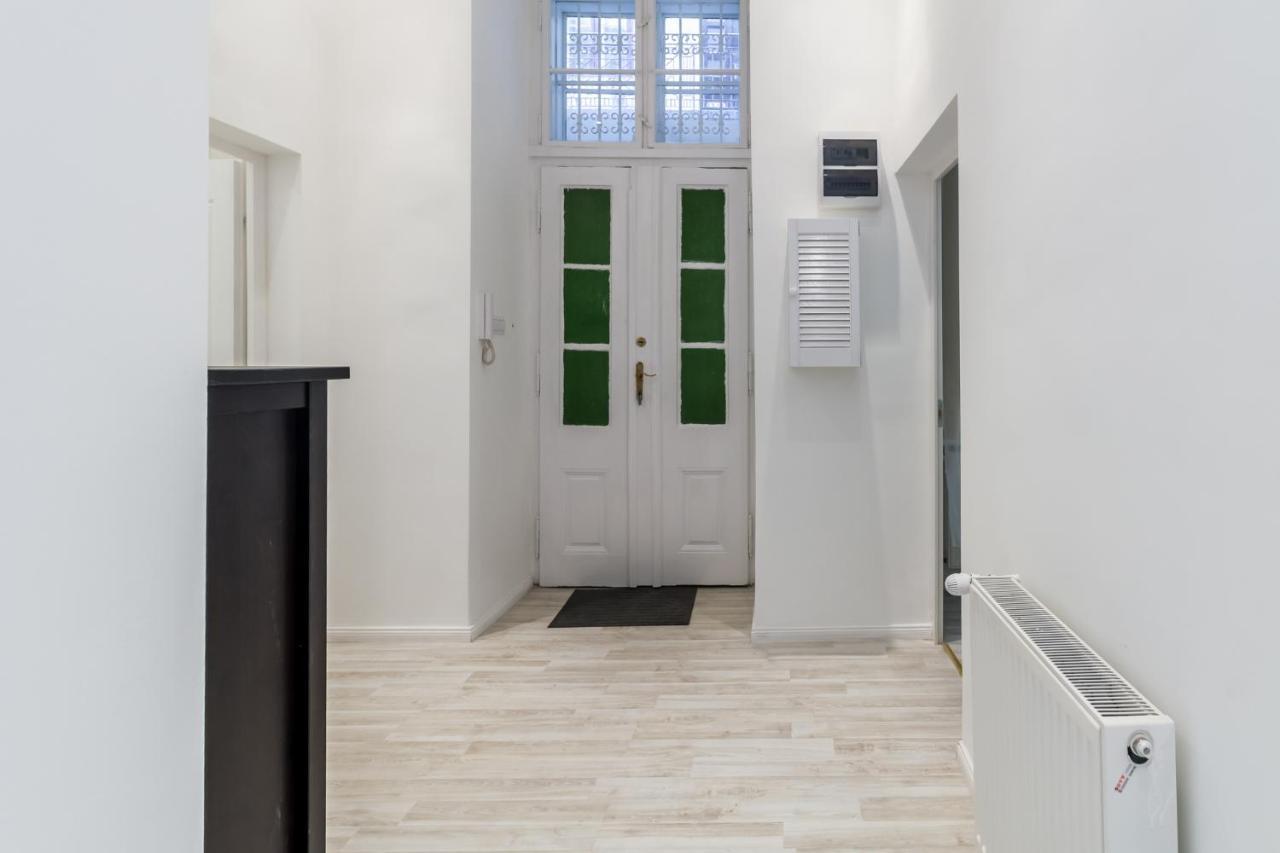 Spacious Riverside Residency - Magnificent View Budapest Bagian luar foto